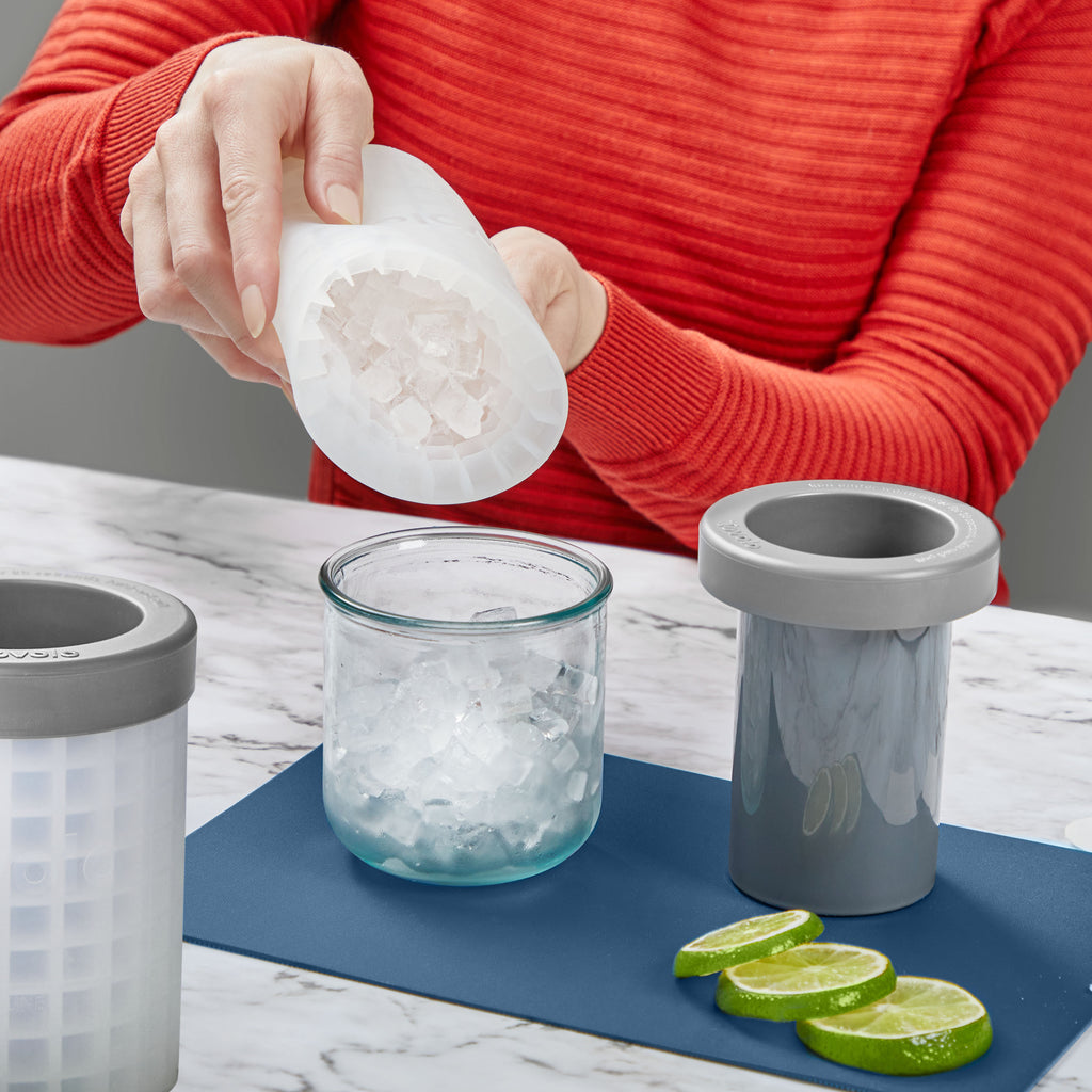 Squeeze & Release Mini Ice Cylinders - Set of 4