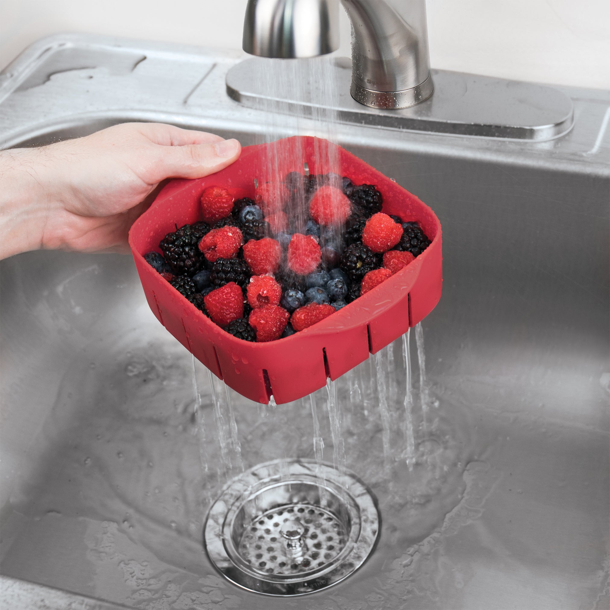 Rinse N Store Berry Colander
