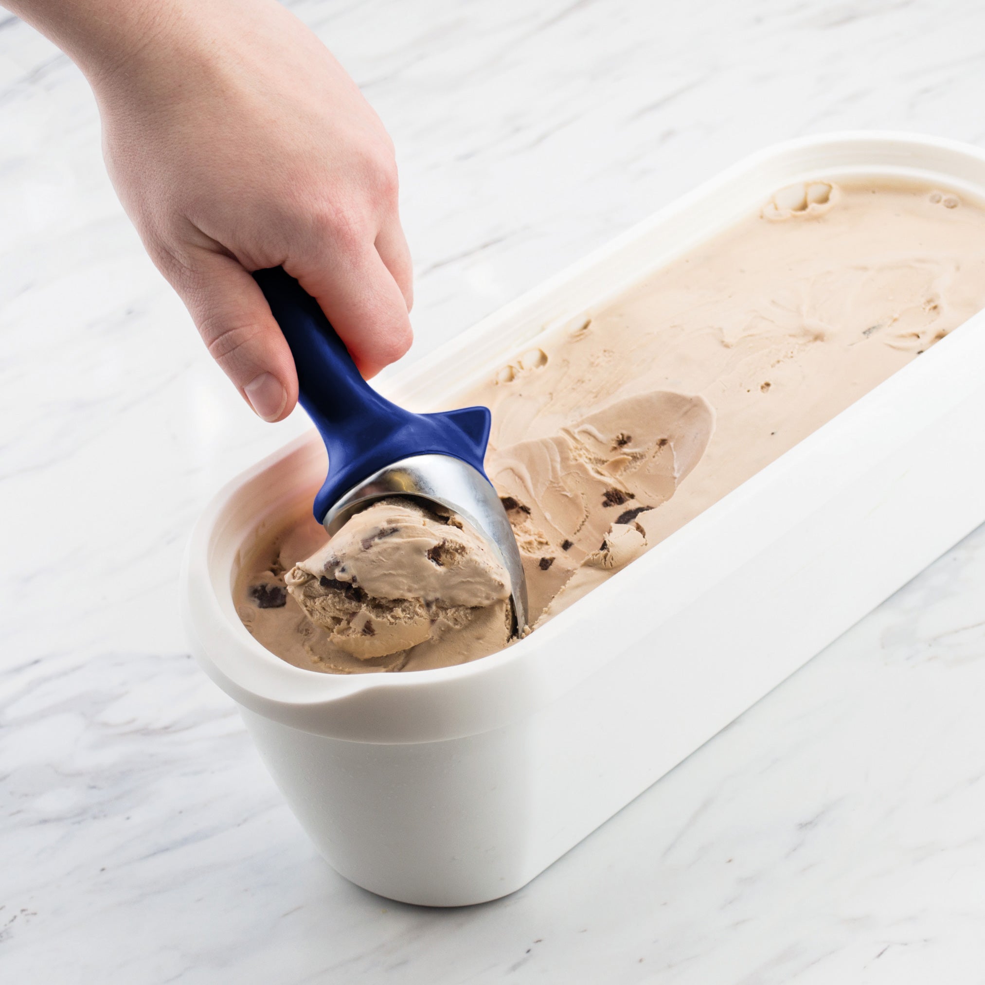 Tilt Up Ice Cream Scoop